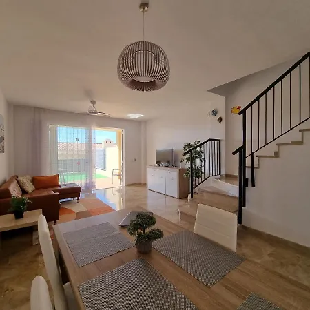 Lora Modern & New Townhouse 2 Bedroom Puerto de Santiago (Tenerife)