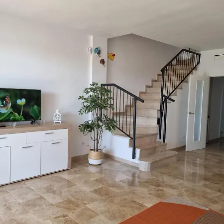 Сasa de vacaciones Lora Modern & New Townhouse 2 Bedroom Puerto de Santiago (Tenerife)